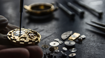 Les pièces et fournitures d'horlogerie du Comptoir Niçois, fournisseur des horlogers